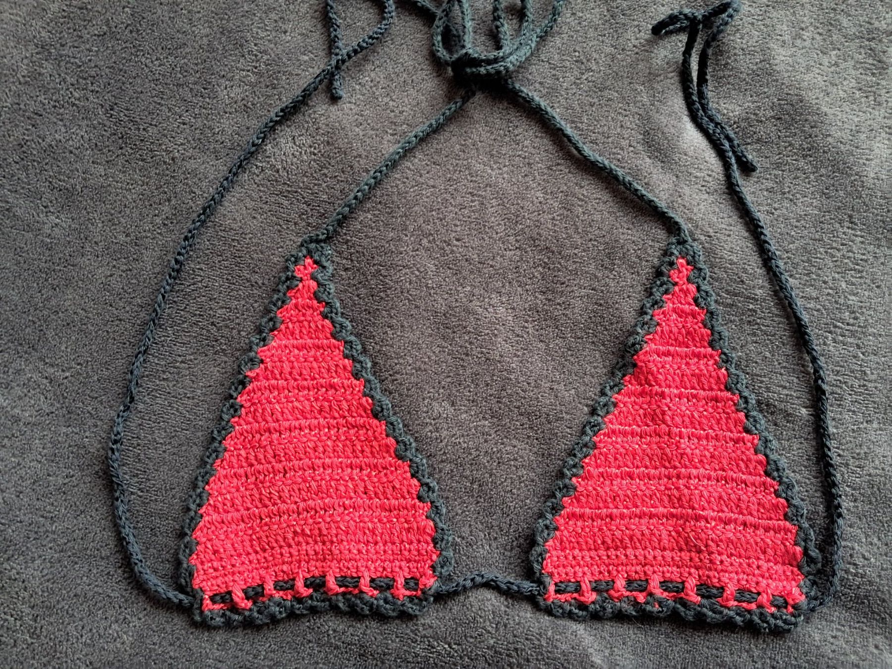 Costumi da bagno & Bikini: Häkel Bikini Set (String) handgemacht - grosse S – Nuovo (secondo la descrizione) da Dübendorf venduto da aga1_b 1