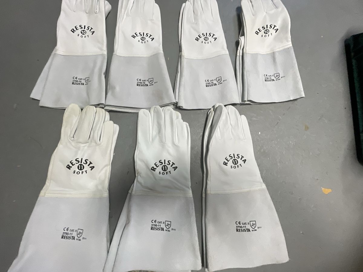 Handschuhe & Handstulpen: Schweisser-Handschuhe – Neu (gemäss Beschreibung) aus Möhlin von BlueNavy