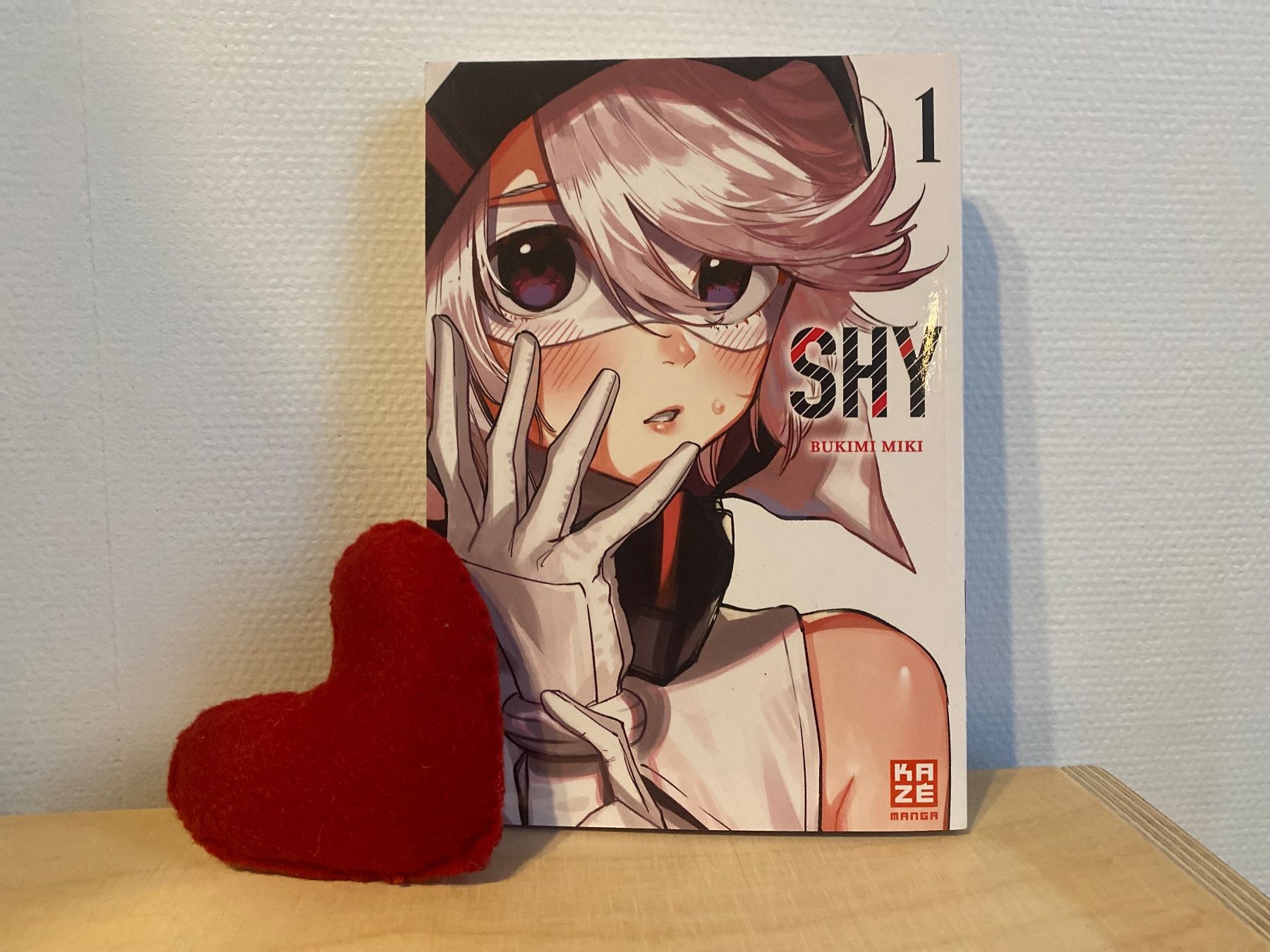 Fumetti: Shy Band 1 – Nuovo (secondo la descrizione) da Altenrhein venduto da len_v2zh