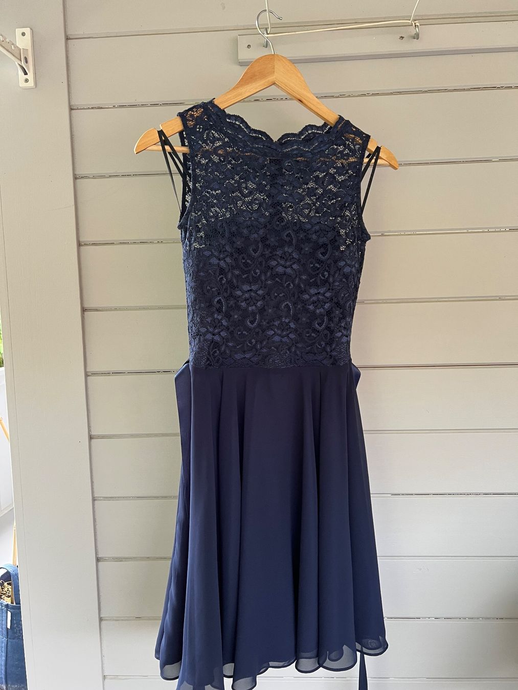 Robes et jupes: Kleid "Swing" – D'occasion à Buckten par sdk_fnj2
