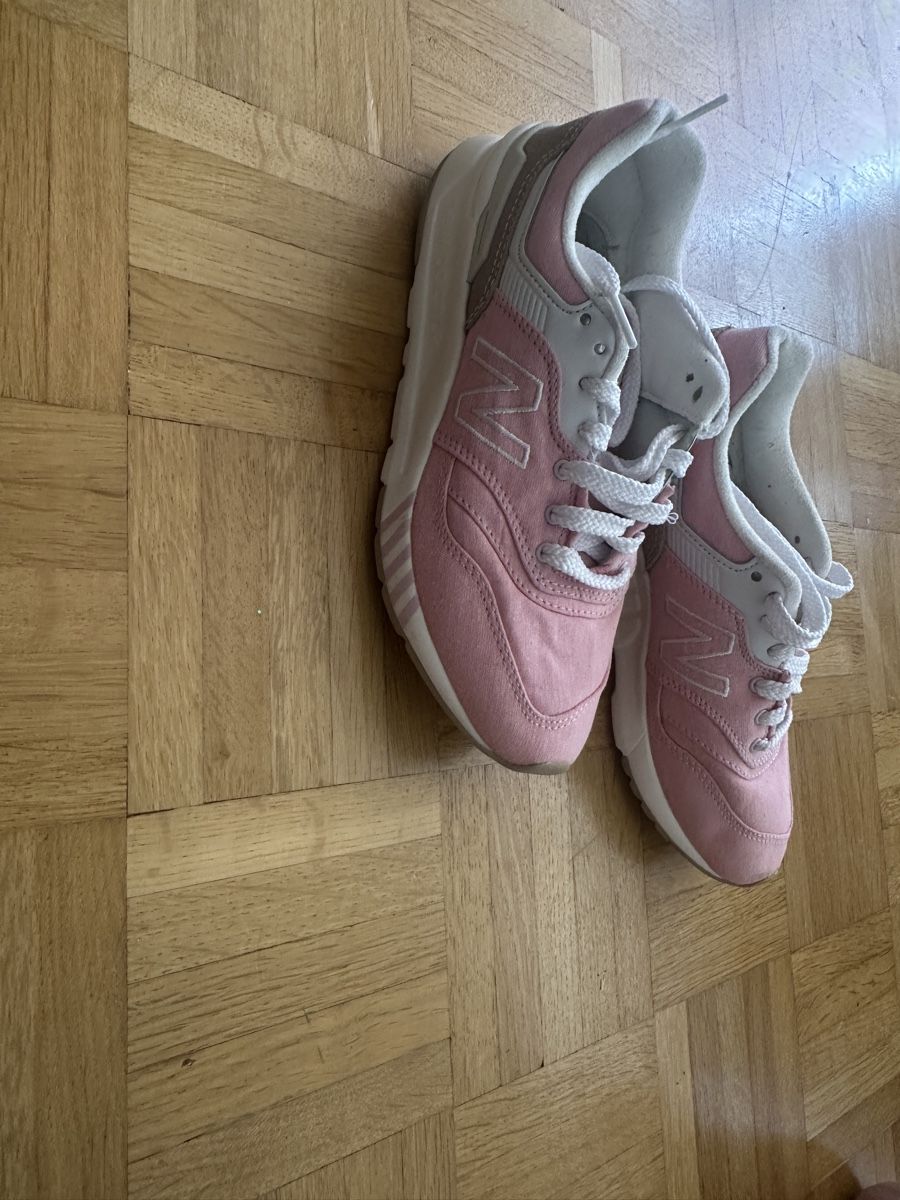 New Balance Scarpe da donna: New Balance 997H, rose, 36 – Nuovo e nell'imballaggio originale da Neuchatel venduto da feta_ze 4