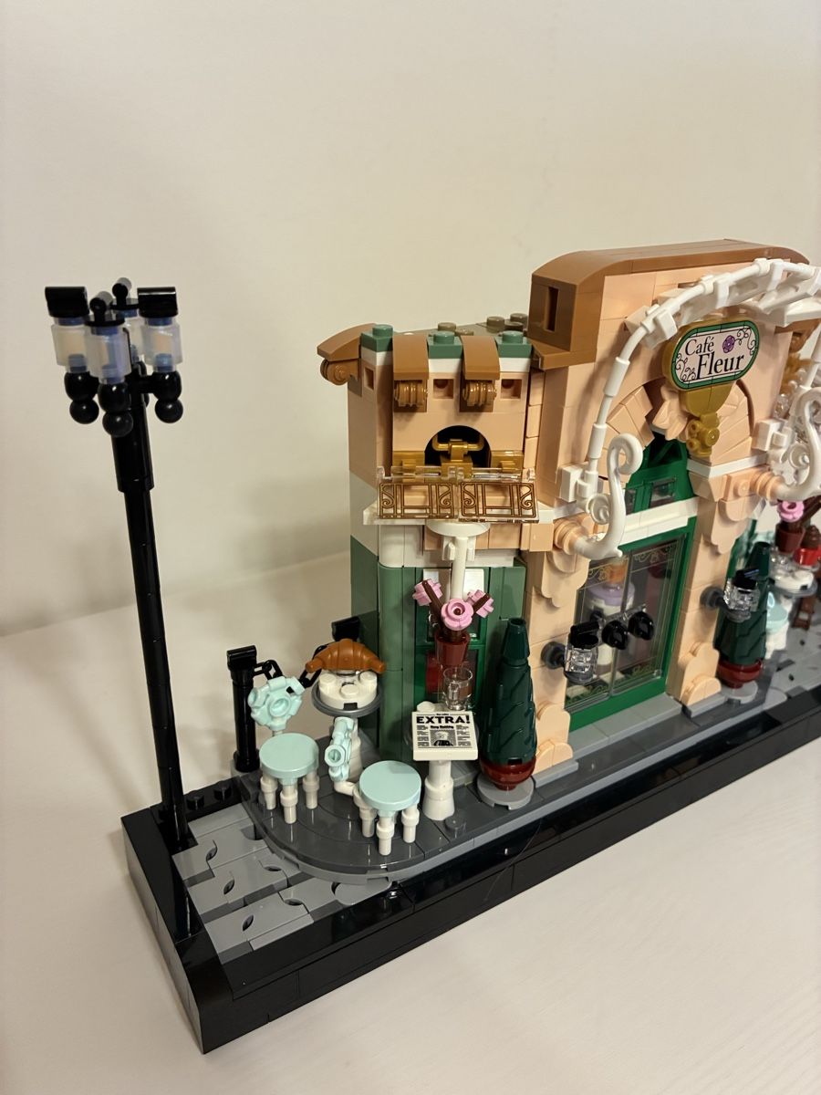 Lego Kit di costruzioni: Lego Cafe Fleur – Usato da Speicher venduto da spla03 2