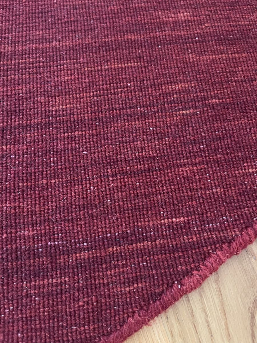 Teppiche: Wollteppich rund rot Durchmesser 148cm – Neu (gemäss Beschreibung) aus Basel von Legolaze1 1