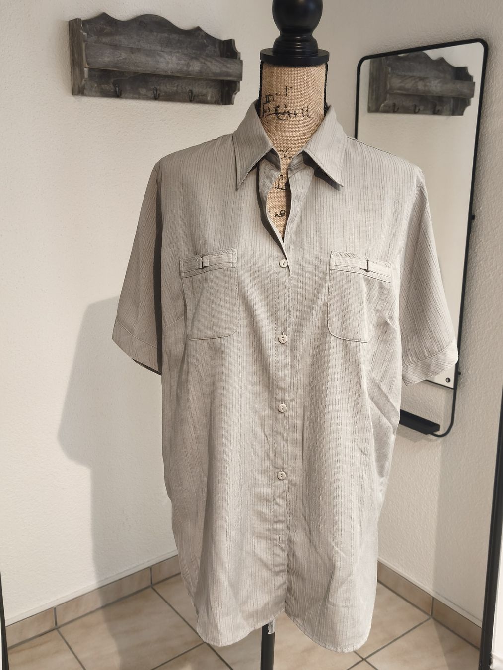 Chemisiers: Bluse Gr.44 von Kingfield – Neuf (Voir description) à Emmetten par SecondhandSiska