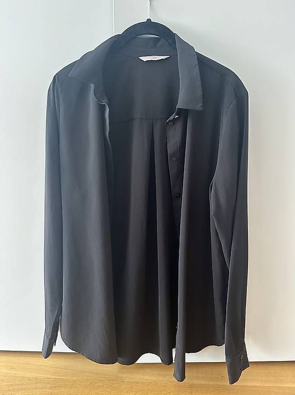 H&M Blusen: H&M Hemd – Gebraucht aus Münsingen von eny04