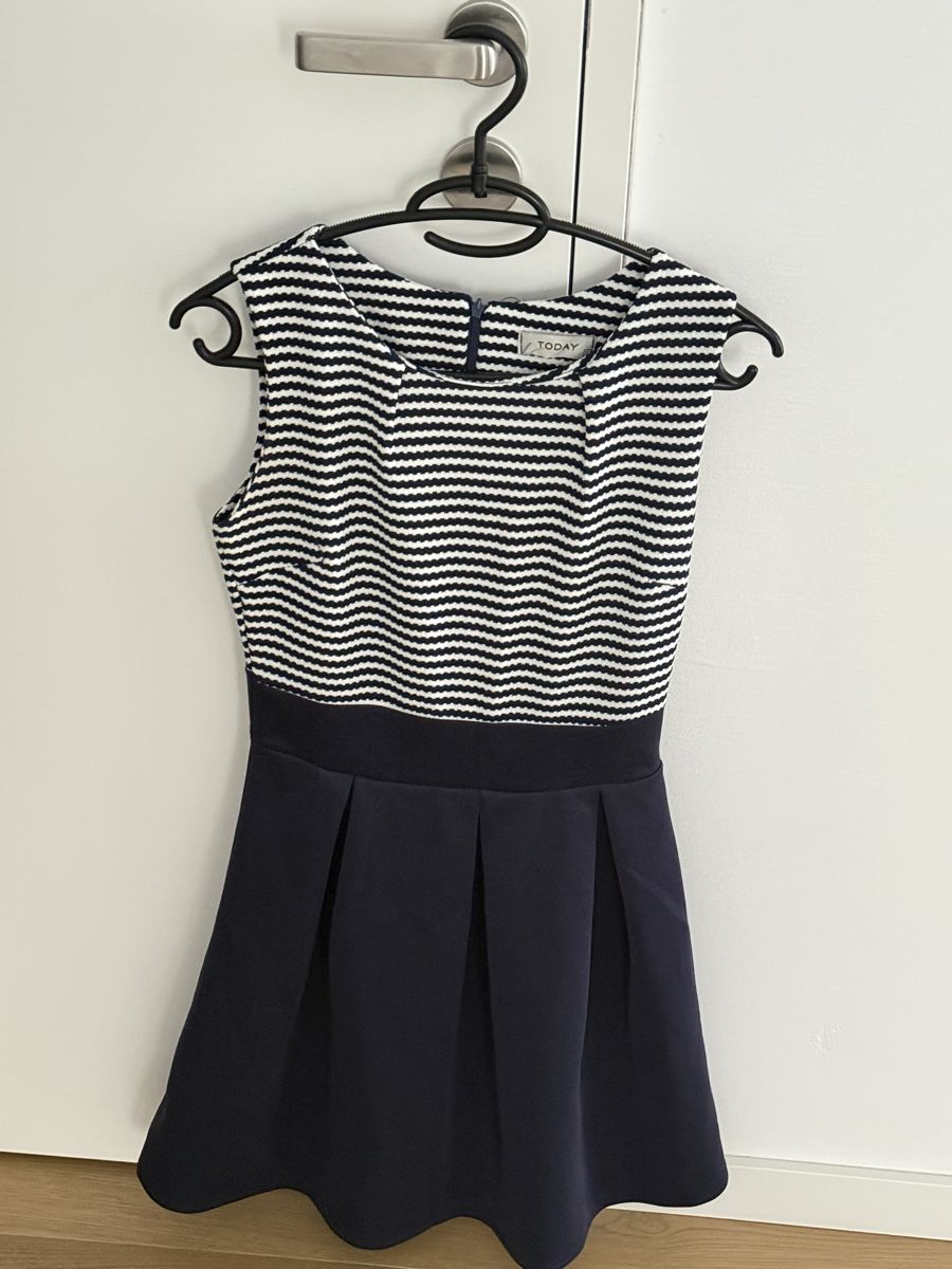 Vestiti: Dress  – Usato da Zürich venduto da flo_r6l7