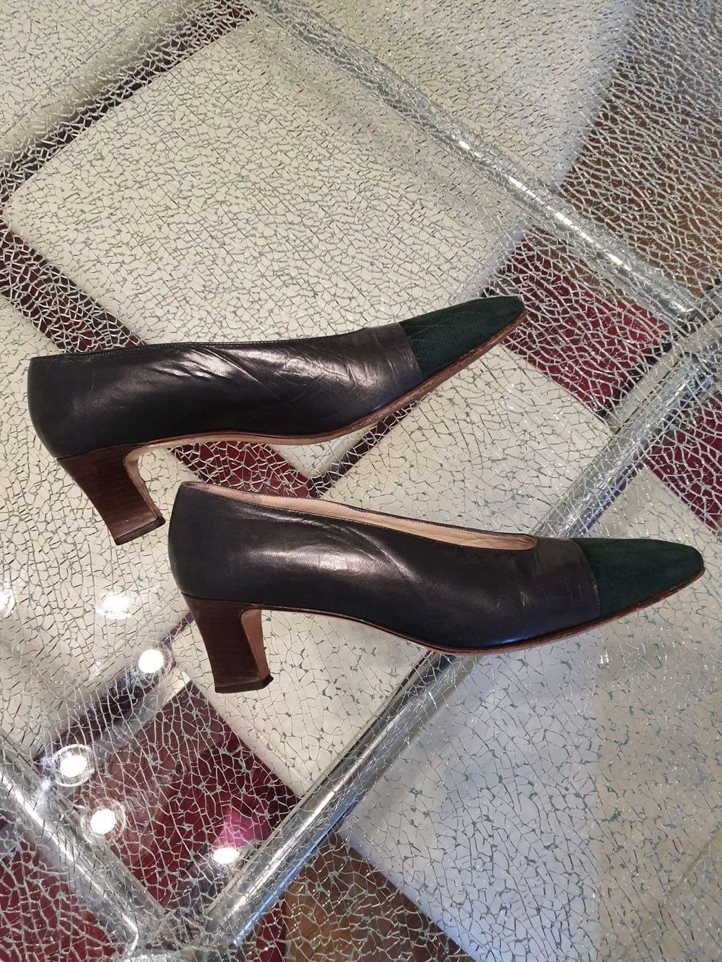 Chaussures femmes: Bally Gr. 38 2 Stück – D'occasion à Luzern par Reni025 1