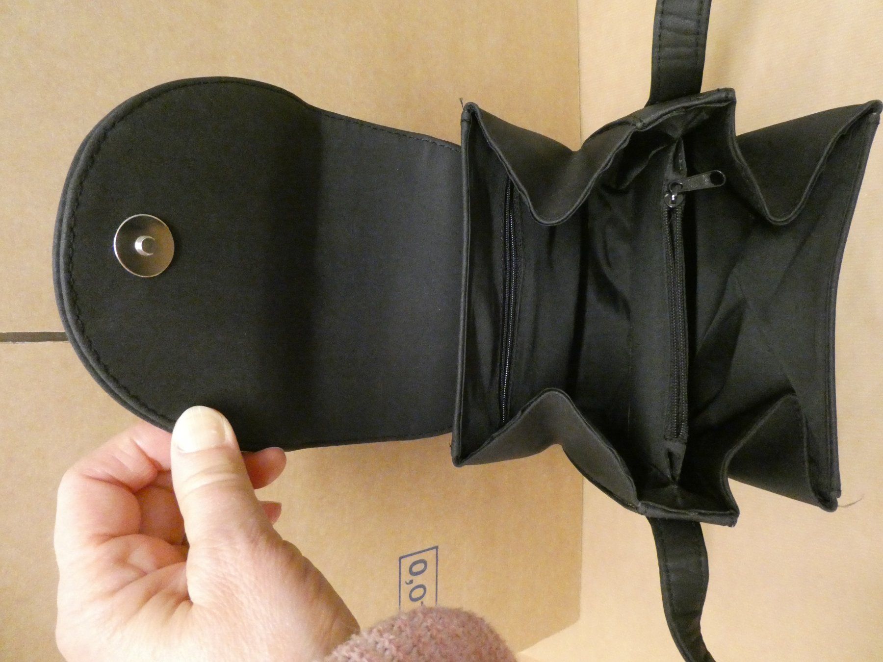 Taschen: Handtasche Farbe schwarz «CARO» – Gebraucht aus Tann von Charly65 2