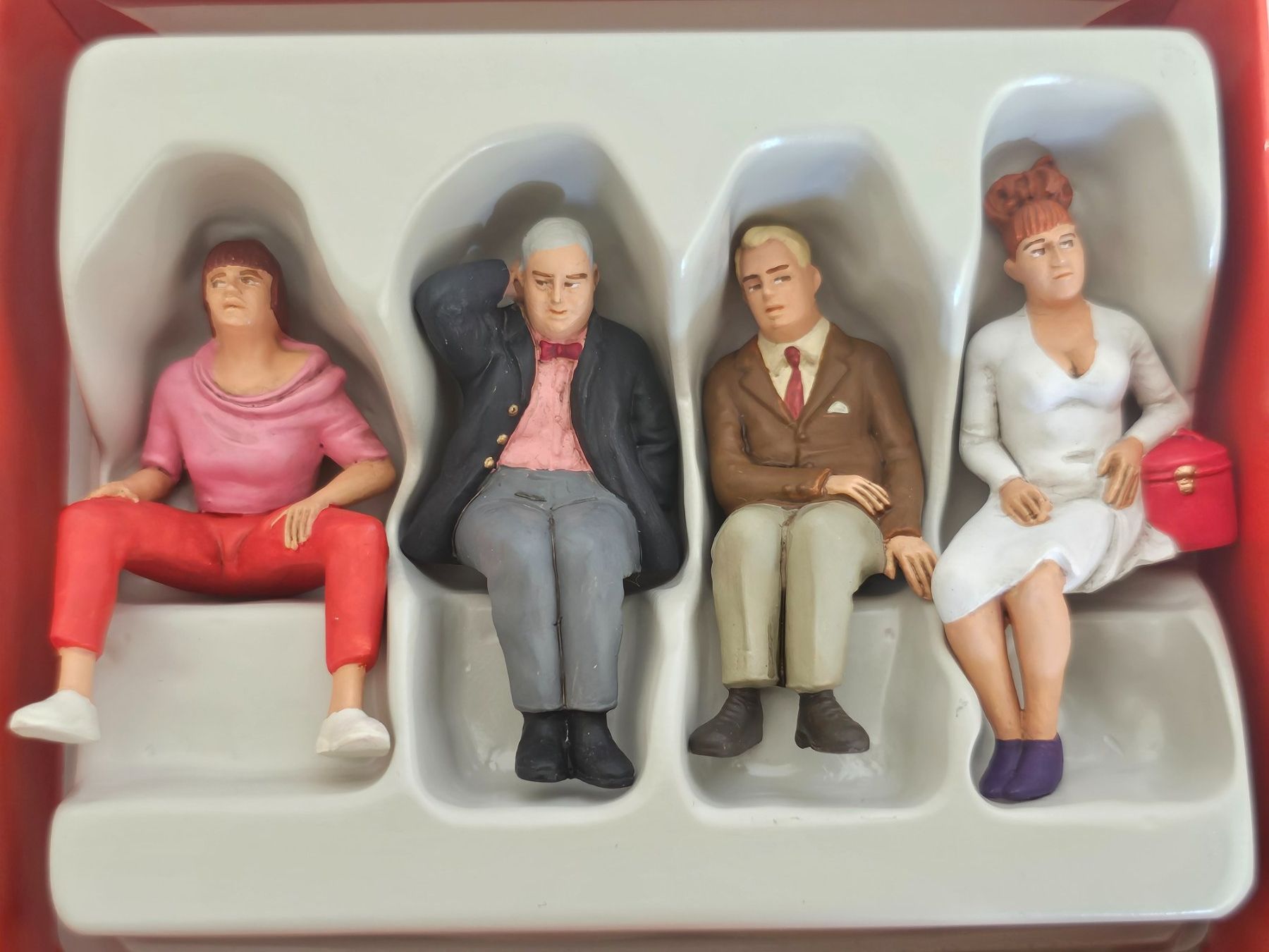 Preiser Modelleisenbahnen: 7  Preiser Miniatur Figuren – Neu und originalverpackt aus Hunzenschwil von swissladyshop 1