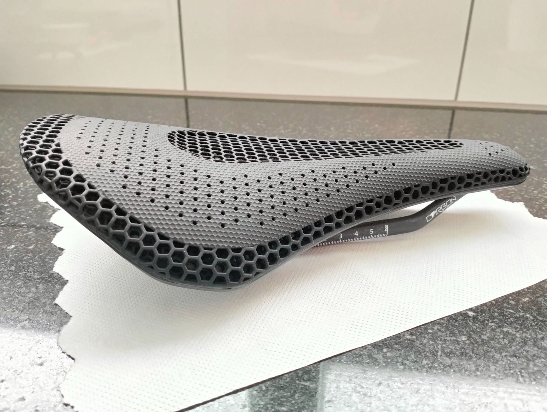 Ersatzteile: RYET 3D Carbon Sattel – Neu (gemäss Beschreibung) aus Uster von KarlZH 8