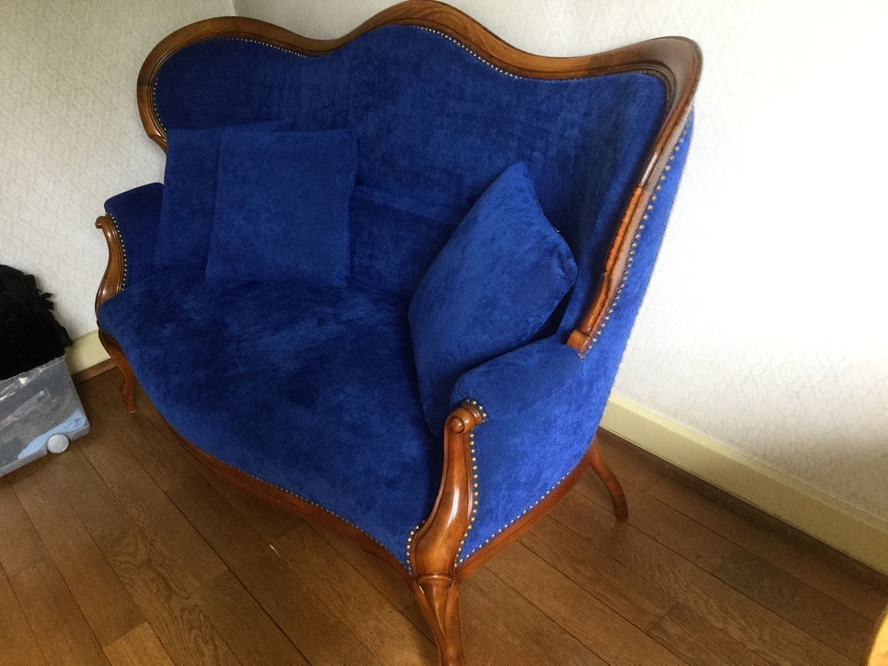 Divani: Sofa mit Alcantara bezogen – Usato da Niederlenz venduto da Angela21 1