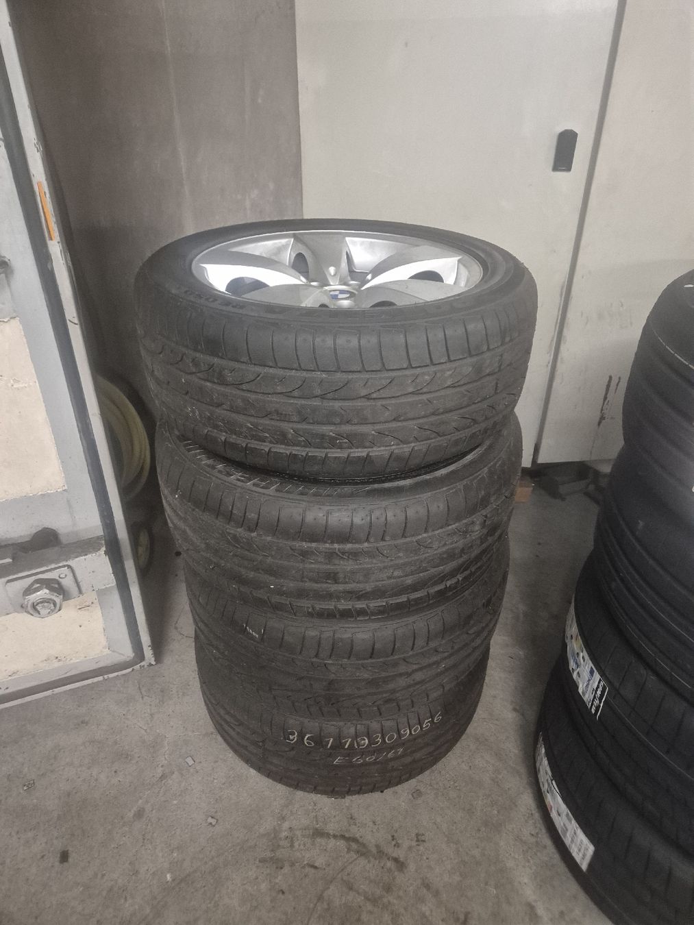 Pneumatici & Ruote complete: Sommerräder bmw 5er e60/61 – Usato da Rüegsau venduto da Arm86 1