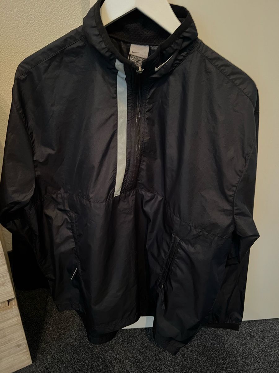 Nike Giacche: Nike rain jacket – Usato da Baar venduto da kri_m7t2 1
