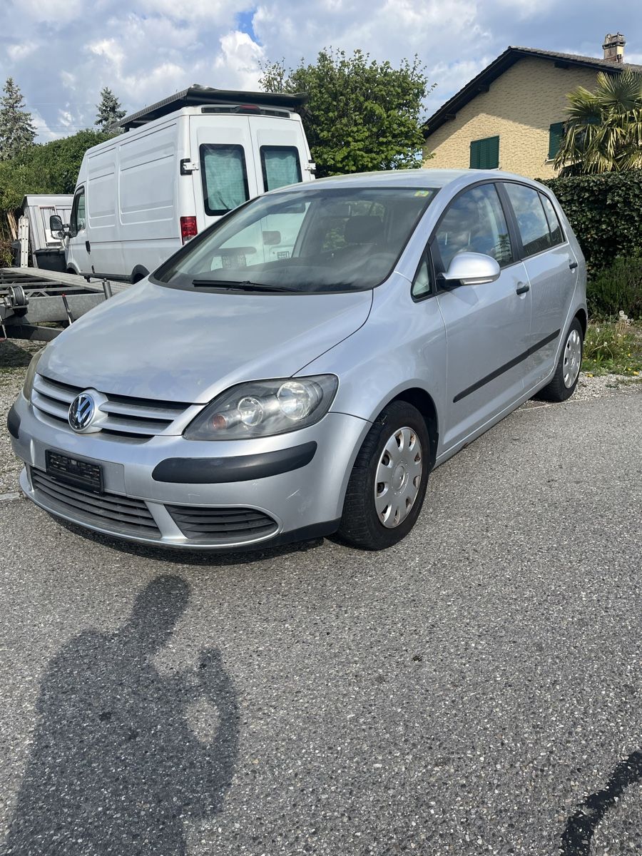 VW Autos: VW Golf Plus – D'occasion à Gerlafingen par dar_5pbj 1