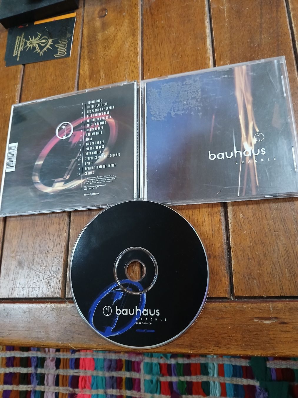 CDs: bauhaus - crackle – D'occasion à St-Cergue par VeganWarrior