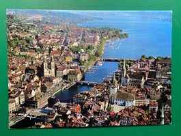Flugaufnahme Zürich  - Limmat, Altstadt und See