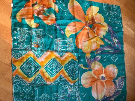 Feines Seidenfoulard vintage 85 x 85 cm