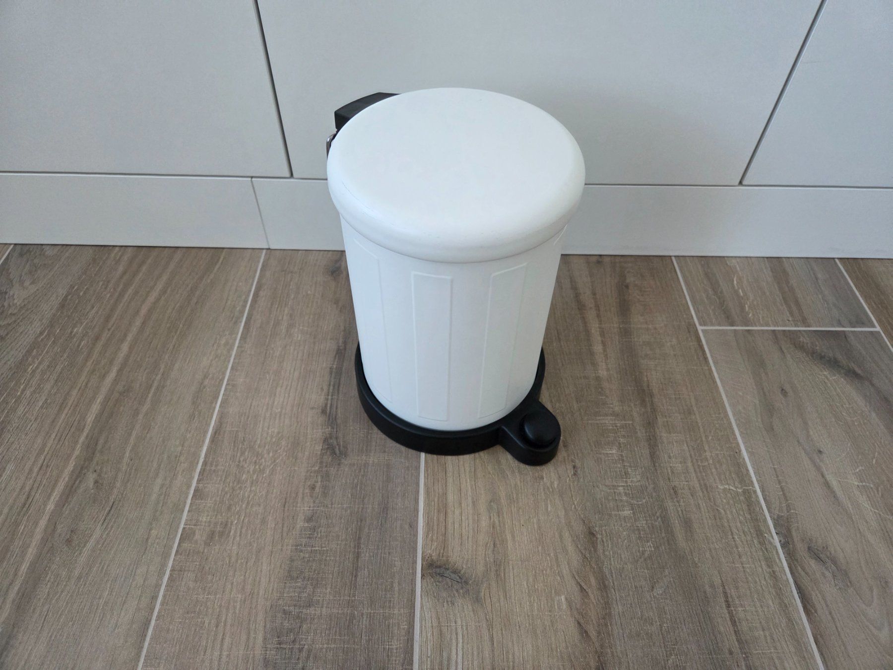Autres articles pour la maison: IKEA TOFTAN Badezimmer-Eimer (weiss) – D'occasion à Birmensdorf ZH par arcticmonkey91