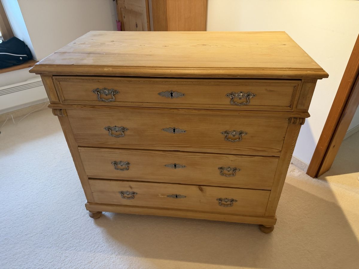 Cassettiere: Commode  – Usato da Triesen venduto da Fredericgarde 3