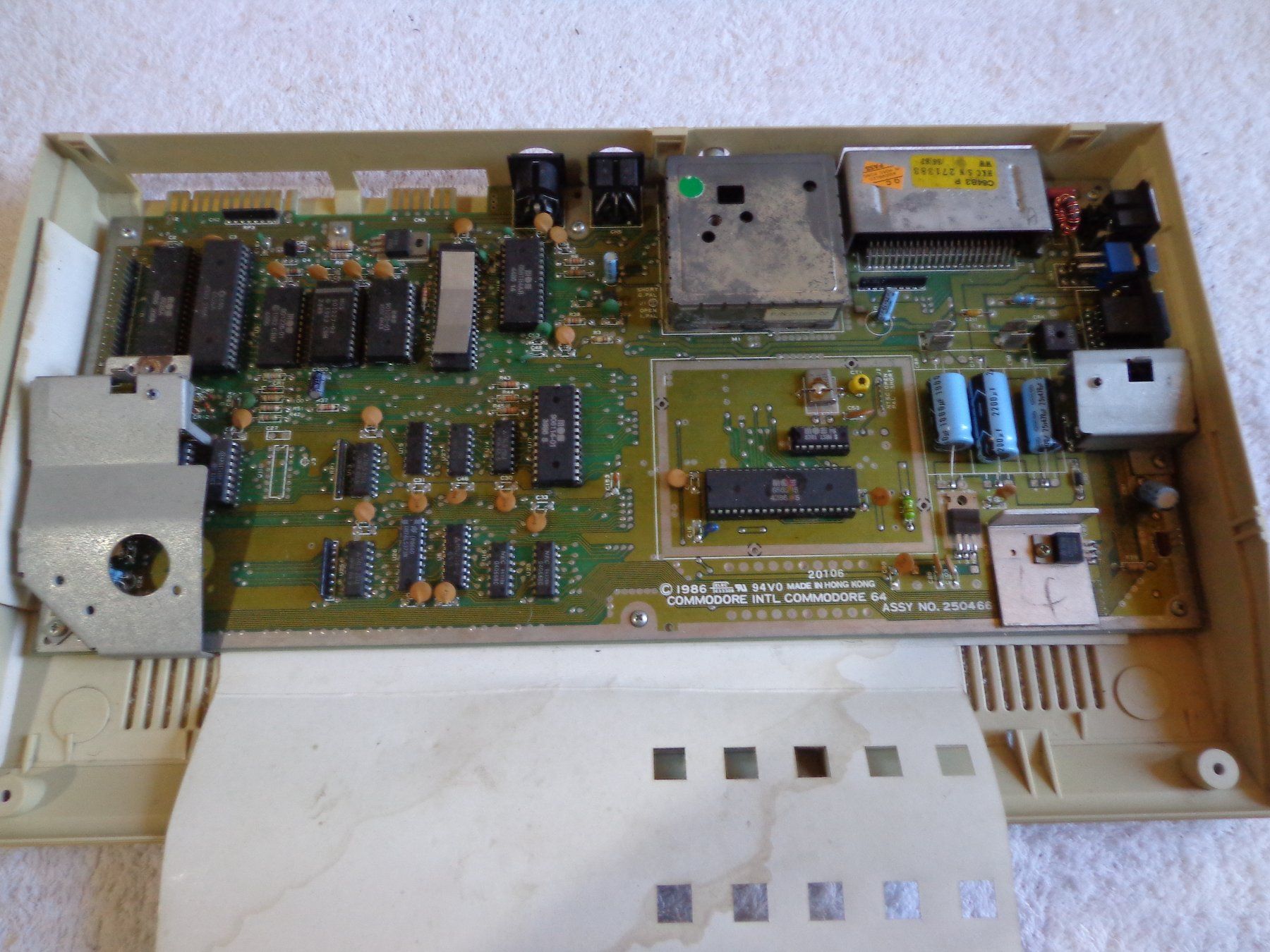 Commodore PC: Commodore 64 C64C, Original – Usato da Ligornetto venduto da Faffarel 4