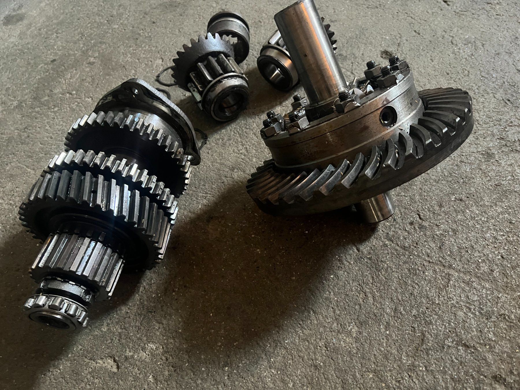 Hürlimann Traktoren: Tellerrad/Pinion zu Hürlimann D100S/L – Gebraucht aus Oensingen von alpenvogel92 4