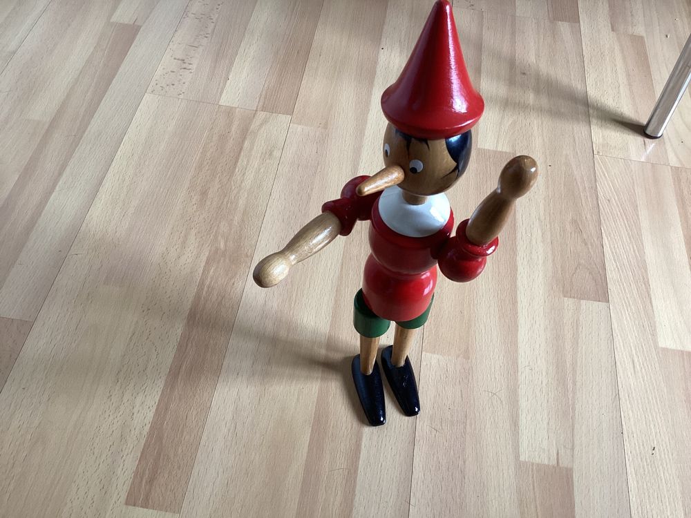 Pinocchio Holzfigur 30cm Mit Seilen - Handgefertigte Dekoration Aus Thailand