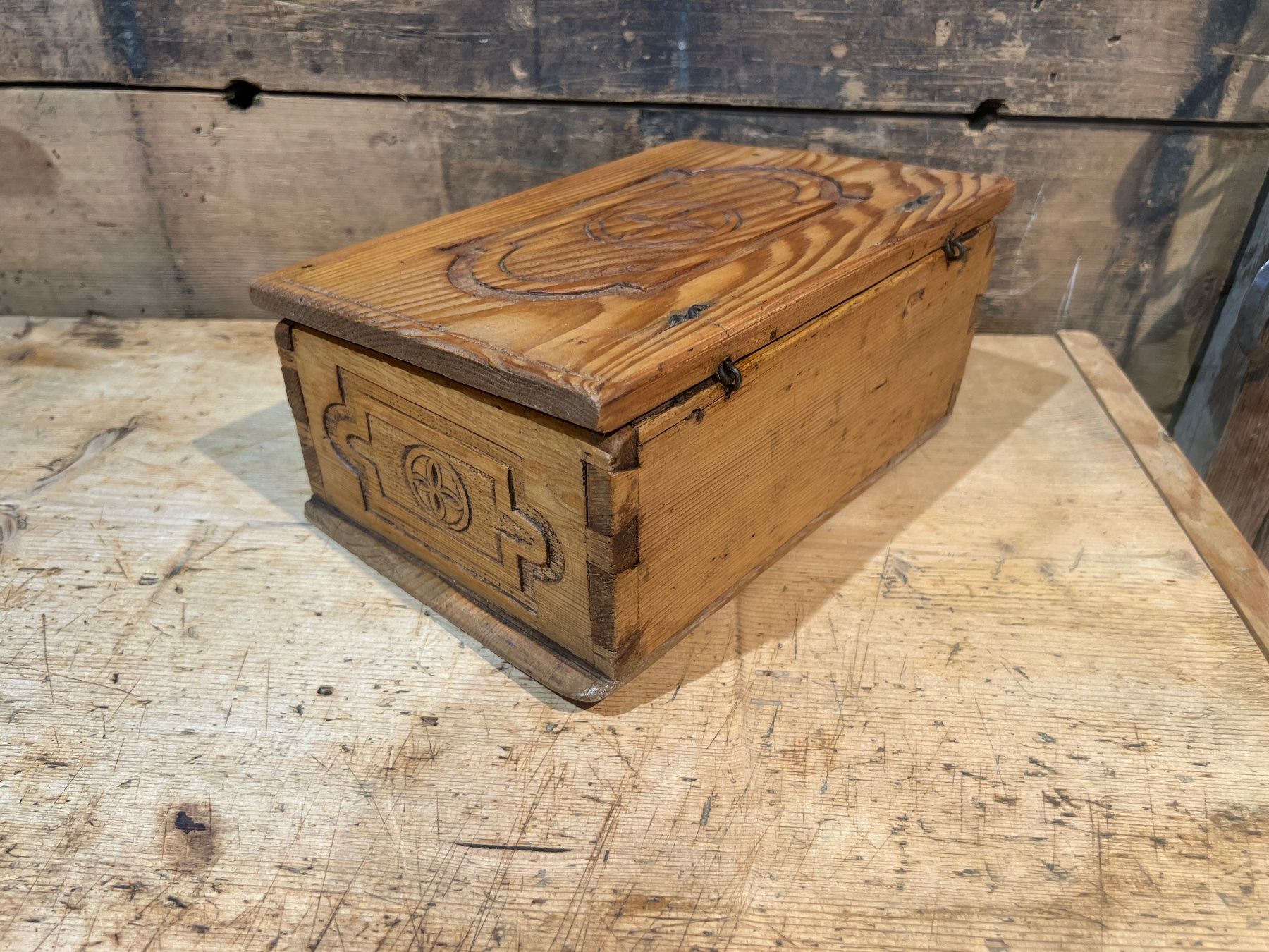 Cassapanche: Schatulle dat.1800 – Usato da Gossau SG venduto da Keller-Antiques 2