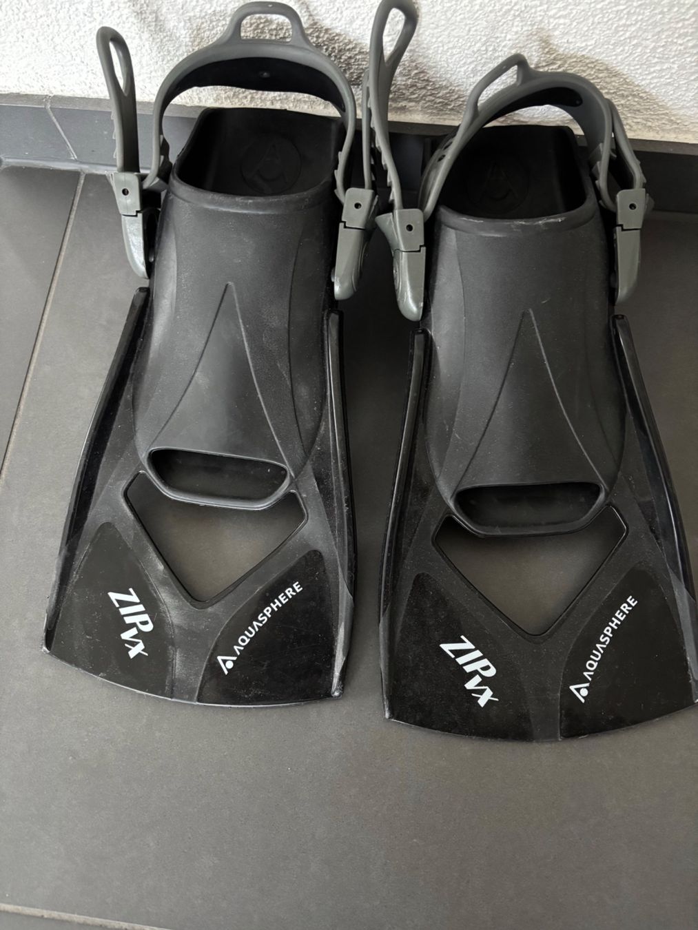 Pinne, Maschere & Boccagli: Aquasphere Schwimmflosse – Usato da Frick venduto da 5t3fan