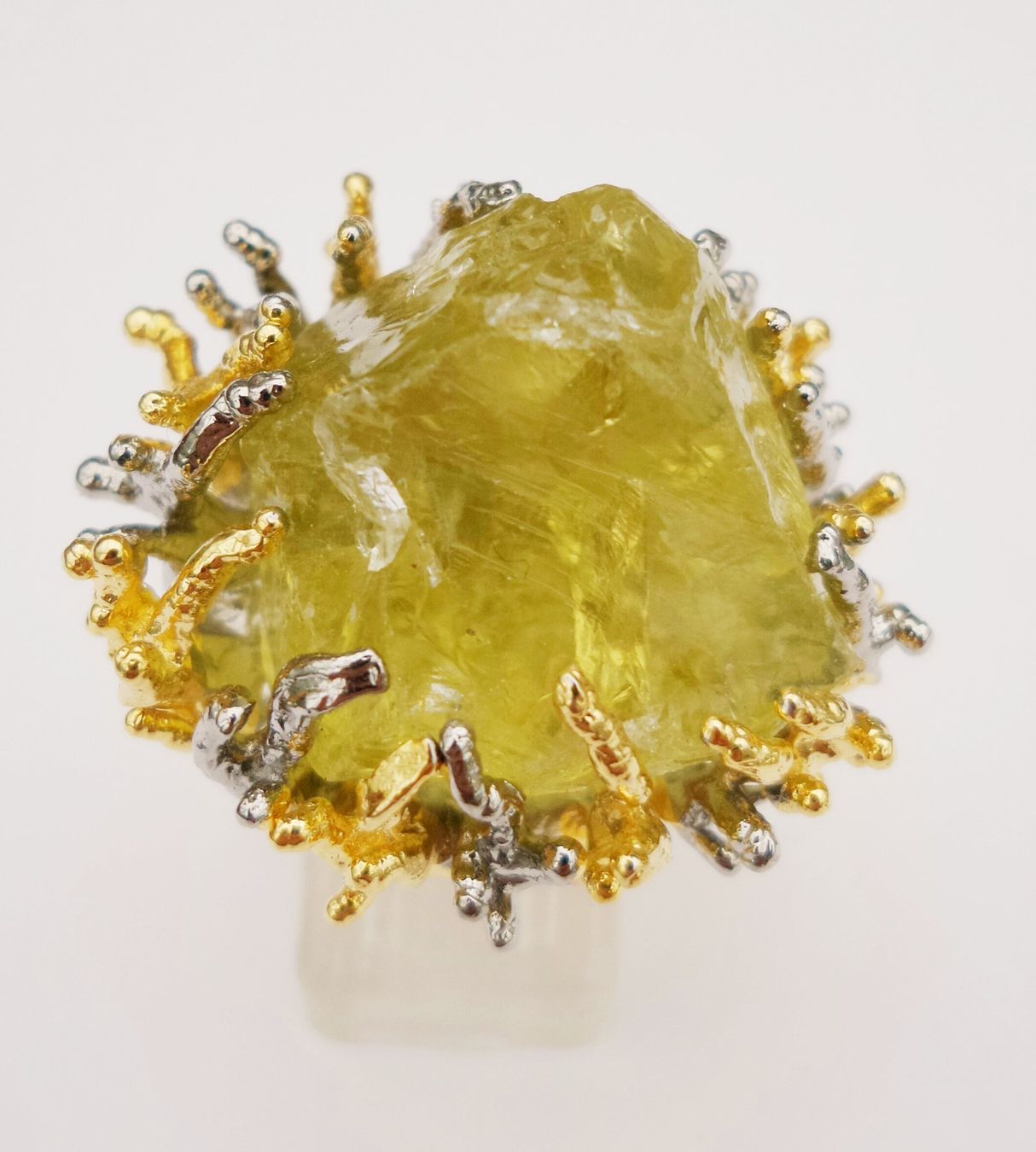 Ringe: Ungescliffener gelb-grüner Edelstein Ring – Neu (gemäss Beschreibung) aus Zürich von adriben
