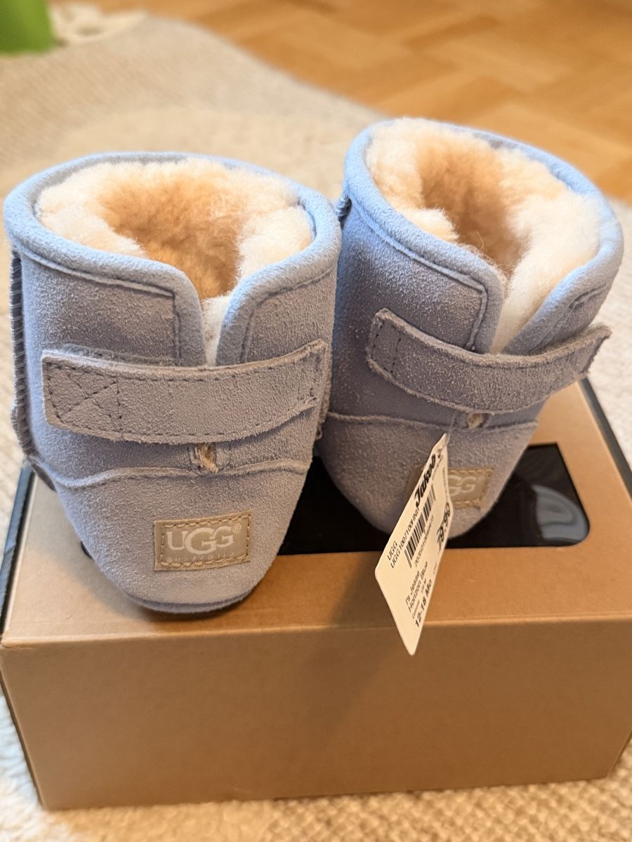Ugg Scarpe per ragazzi: UGG Babyschuhe I Jesse hellblau Grösse 4/5 Neu – Nuovo e nell'imballaggio originale da Dietikon venduto da jes_2jbf 1