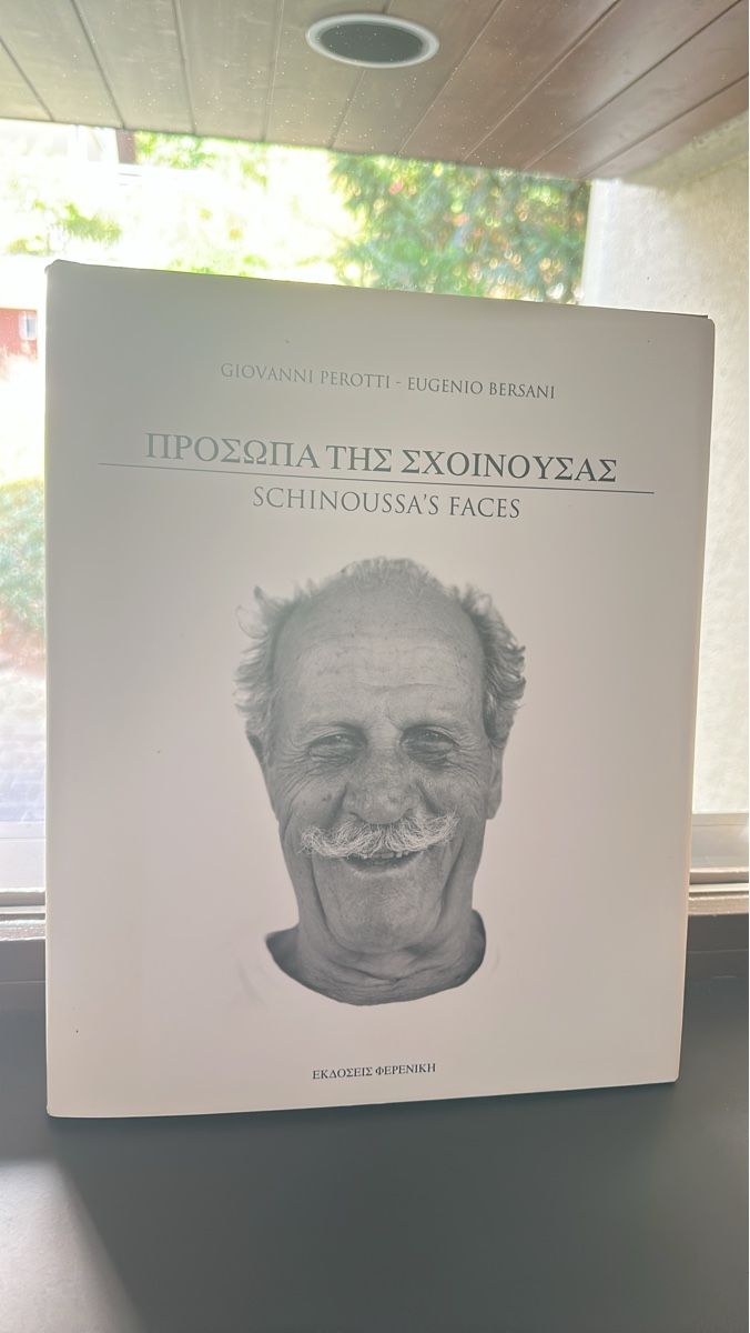 Bücher: Buch Schinoussa's Faces Giovanni Perotti Eugenio Bersani – Gebraucht aus Unterägeri von Mercedes-Benz2012