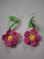 Boucles d'oreilles fleurs en crochet neuves
