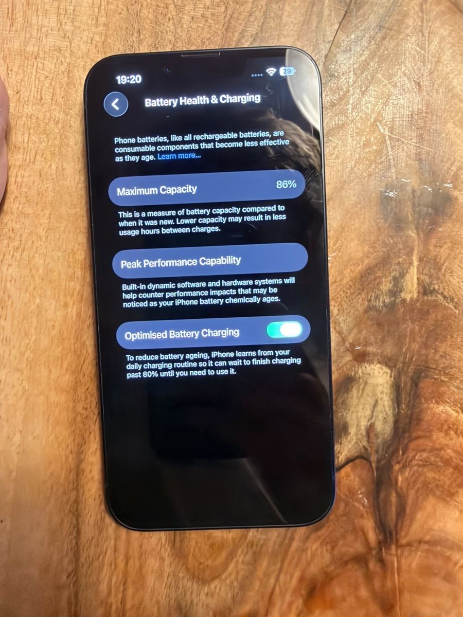 Apple Portables: iPhone 14 – D'occasion à Zürich par S54 6