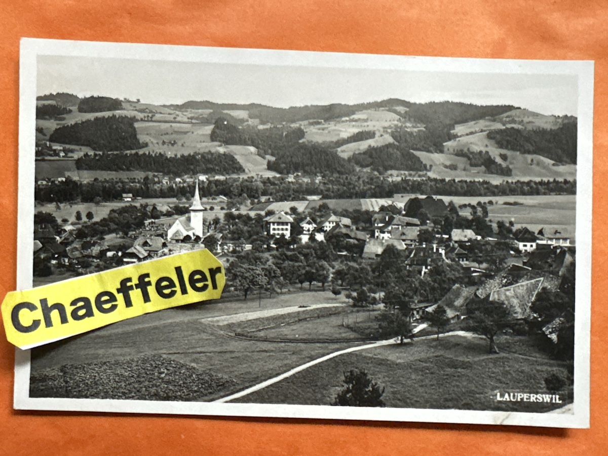 Cartoline postali: Lauperswil BE - Ältere Ansichtskarte mit Dorfansicht. – Usato da Zürich venduto da Chaeffeler