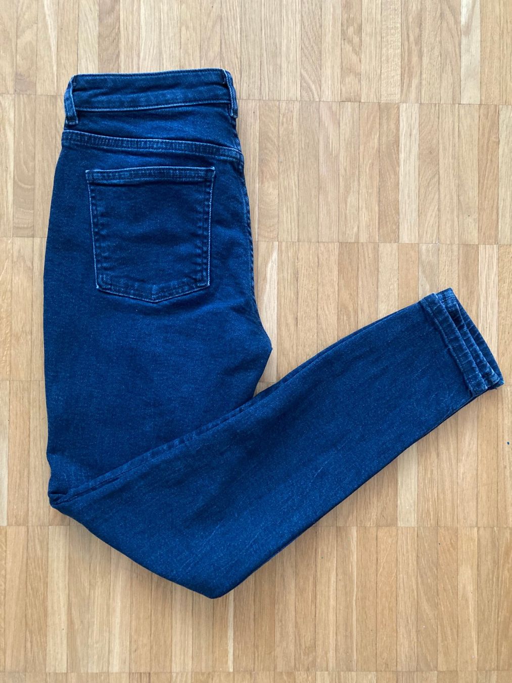 Comma Jeans: Stylische Comma Jeans - Gr. 34 – Nuovo (secondo la descrizione) da Basel venduto da Nofretete39 6