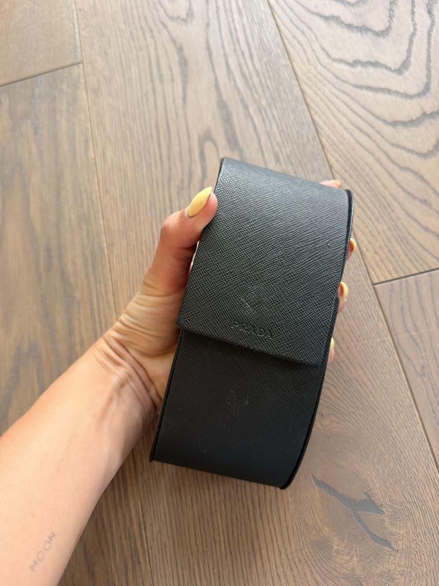 Prada Brillen & Gläser: Prada sunglasses with case – Gebraucht aus Zürich von Bellinka23 4