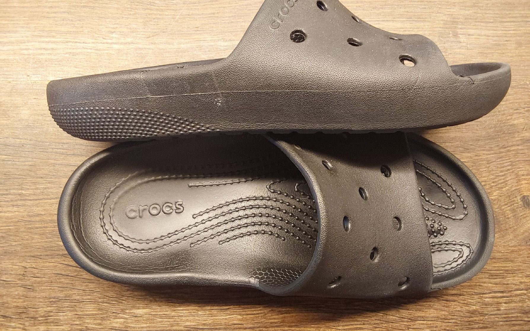Crocs Scarpe da uomo: Crogs schwarz Grösse 4 und 6 – Nuovo (secondo la descrizione) da Köniz venduto da scopello12 1