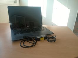 Acer Aspire 7250 (17.3") – Defekt / Für Bastler  (Ab 1 CHF)