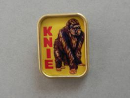 Circus Zirkus Knie Brosche Broche Abzeichen Affe 1973