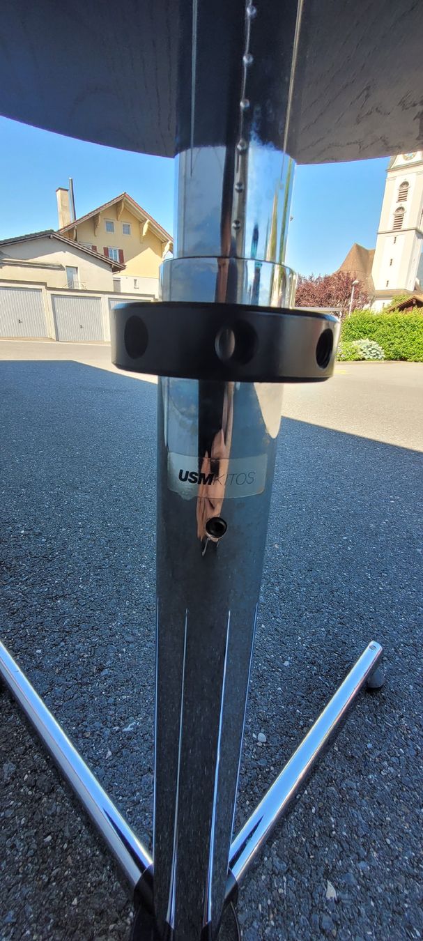 Tavoli: USM Kitos Tisch, rund, schwarz – Usato da Kerns venduto da vrt62 3
