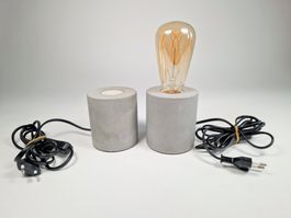 2 Tischlampen in Beton-Optik