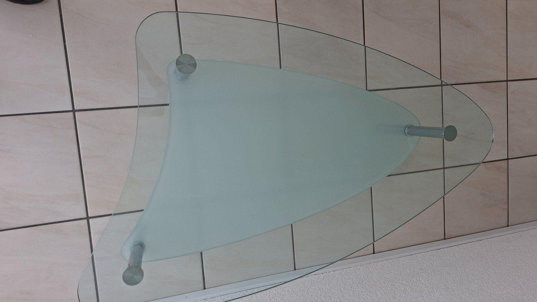 Tavoli: Table en verre à Bienne – Usato da reconvilier venduto da Purple0