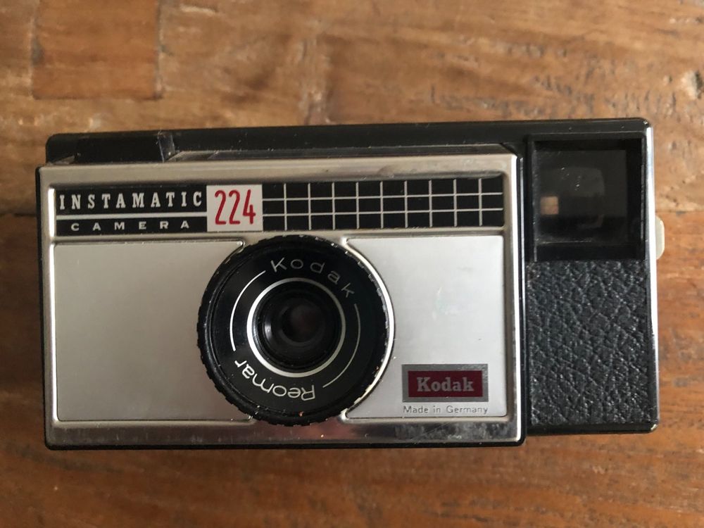 Kodak Instamatic 224 Filmkamera mit Lederetui für Sammler Kaufen auf Ricardo