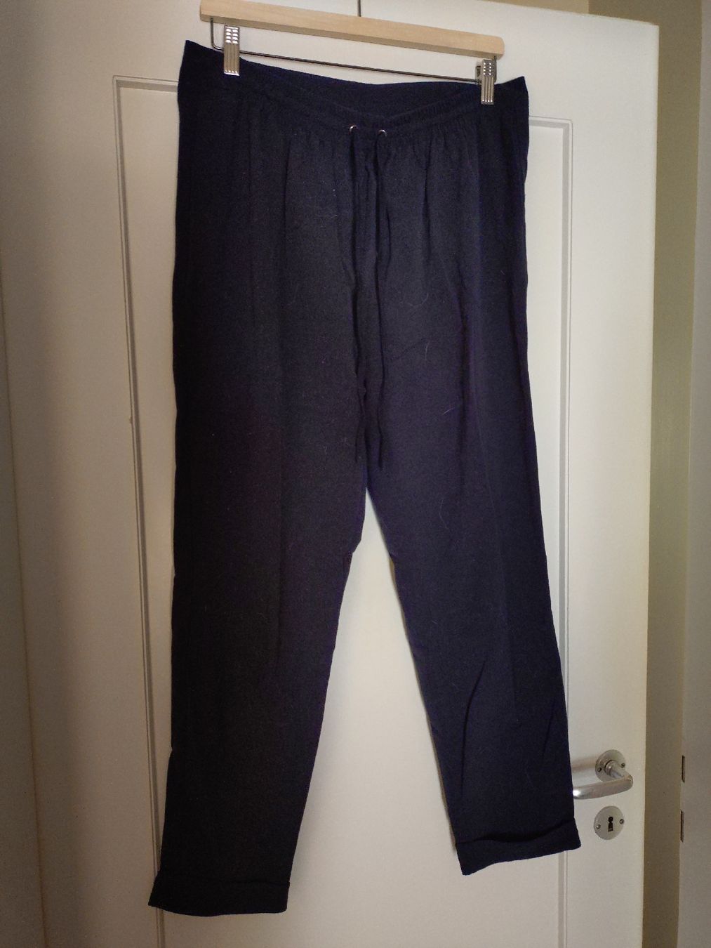 Pantaloni: Stoffhose dunkelblau – Usato da Bern venduto da mariuliis
