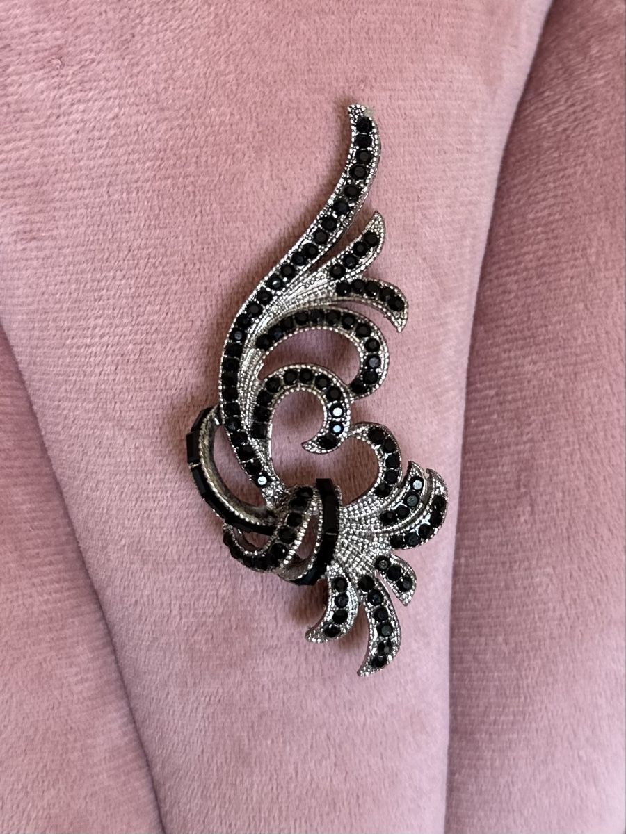 Broches & Aiguilles: Broche neuve – Neuf avec emballage d'origine à Dully par Gaby_bkz2
