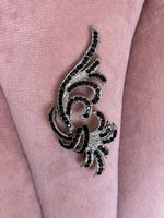 Broche neuve