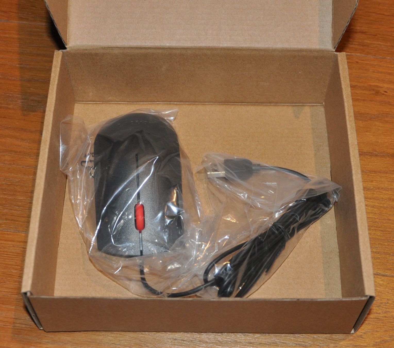 Lenovo Maus: Lenovo USB-Maus – Neu und originalverpackt aus Gelterkinden von Ltsmash