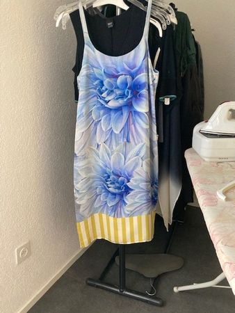 Sommerkleid reine Seide Gr. 38 Designer Coast Weber Ahaus