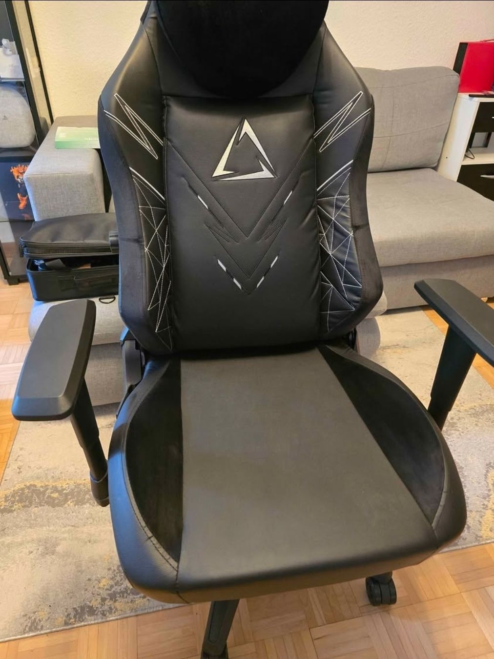 Conforama Sedie: Chaise Gamer  – Nuovo (secondo la descrizione) da Genève venduto da jbm_7lt6