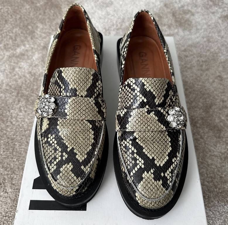 Damenschuhe: Ganni Loafers – Gebraucht aus Zürich von bryananthony